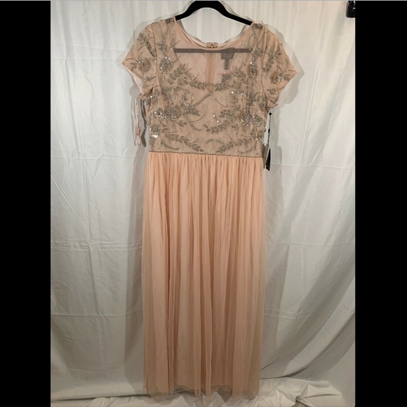 NWT Adrianna Papell Leaf Motif Beaded Tulle Gown - Picture 5 of 11